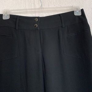 NWT Alfani crêpe black wide leg pants front pockets still sewn shut. Excellent